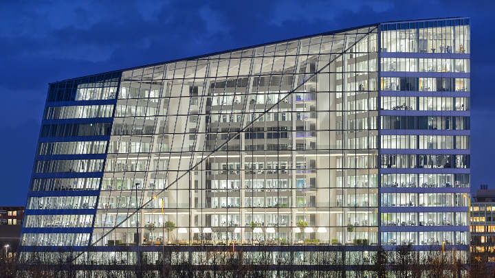 阿姆斯特丹The Edge 办公楼照明设计案例